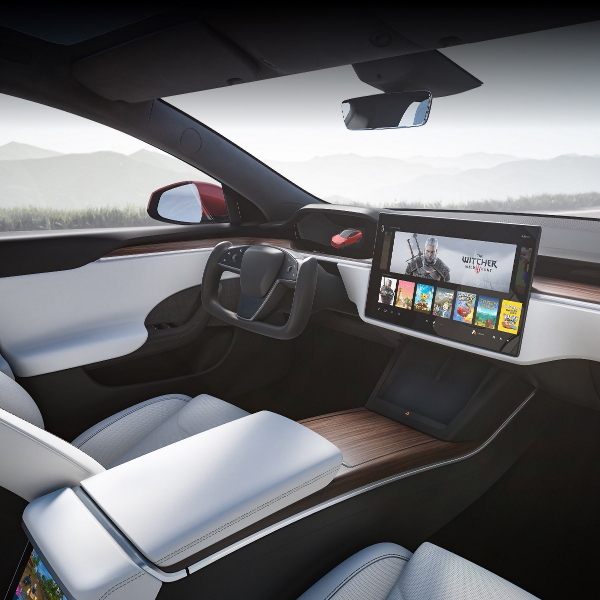 Tesla и маркетинг